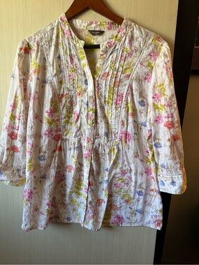 Lightweight Floral Pintuck Women’s Blouse - White with Pink & Yellow Flowers